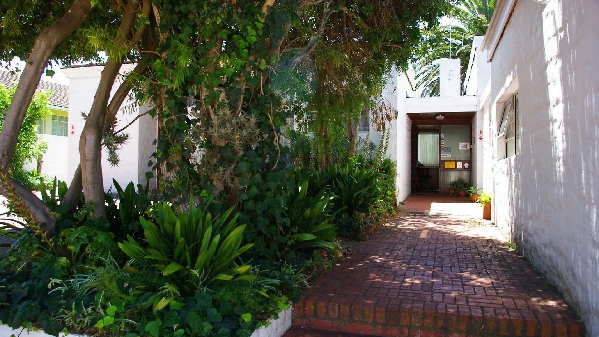 Aqua Marine Guest House Port Elizabeth 3*,  South Africa